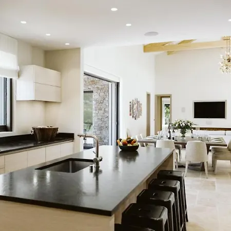 Вилла Luxury Villa In Saint Tropez *